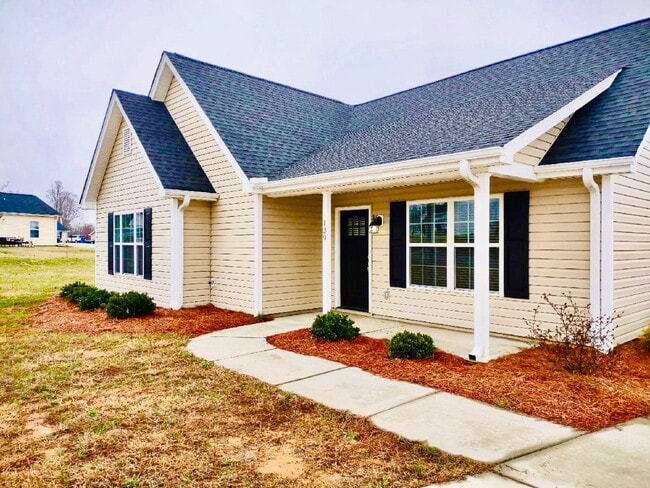 139 Napa Rd in Lexington, NC - Building Photo - Building Photo