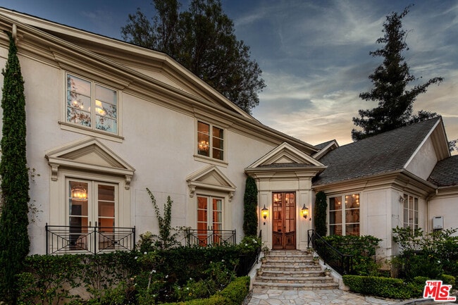 525 S Westgate Ave in Los Angeles, CA - Building Photo - Building Photo