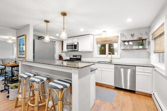 59 Puritan Rd in Swampscott, MA - Building Photo - Building Photo