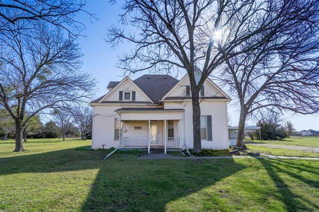 property at 906 S Bell St