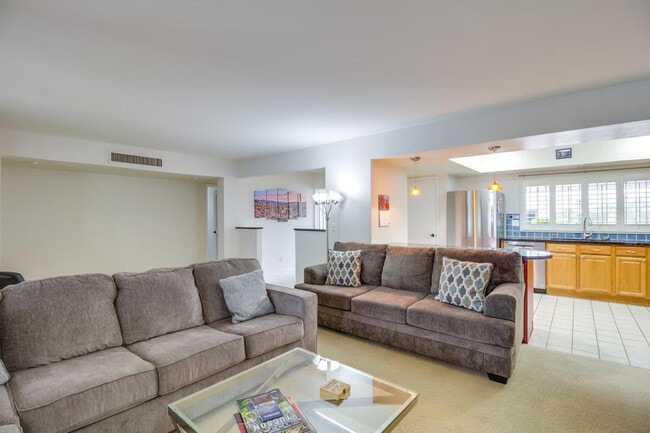 5026 N Crestridge Dr in Tucson, AZ - Building Photo - Building Photo