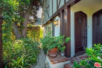 923 Spaulding Ave in Los Angeles, CA - Building Photo - Building Photo