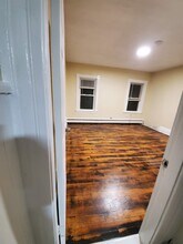 45 Dumais St, Unit 3 in Fitchburg, MA - Building Photo - Building Photo