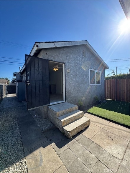 property at 1540 W 51st Pl