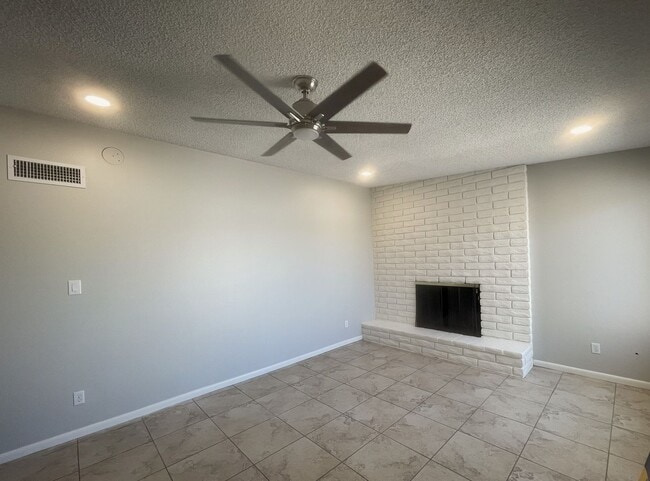 1150 E Alameda Dr in Tempe, AZ - Building Photo - Building Photo