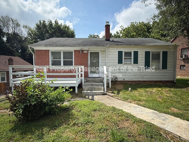 property at 828 Circle Dr