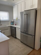 2041 Euclid St, Unit 11 in Santa Monica, CA - Building Photo - Building Photo