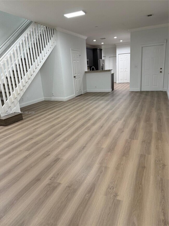 3907 Vista Grove Ln in Weston, FL - Building Photo - Building Photo