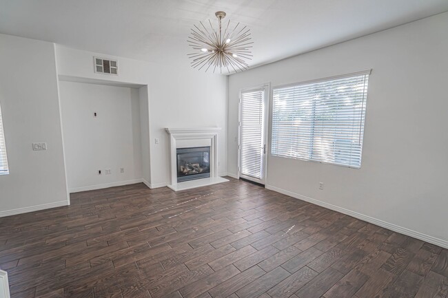 23939 Brescia Dr in Santa Clarita, CA - Building Photo - Building Photo