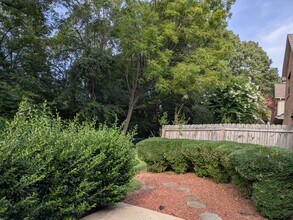 204 W 18th St in Newton, NC - Building Photo - Building Photo