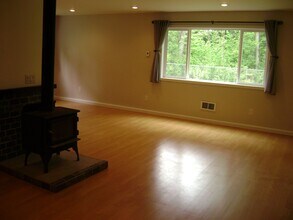 3544 Haynie Rd in Blaine, WA - Building Photo - Building Photo