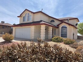 1549 Cherokee Ridge Dr in El Paso, TX - Building Photo