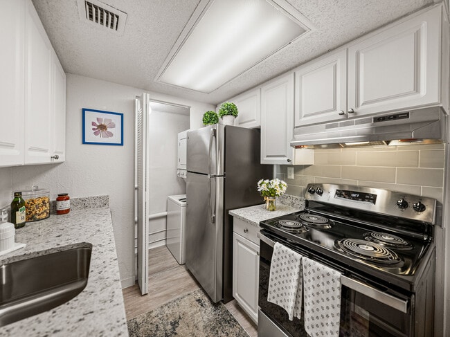 Park at Avellino in Jacksonville, FL - Building Photo - Building Photo