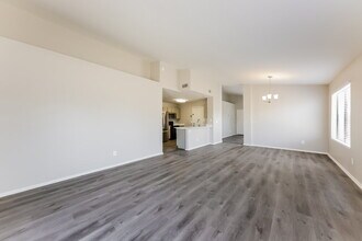 3154 W Via Montoya Dr in Phoenix, AZ - Foto de edificio - Building Photo