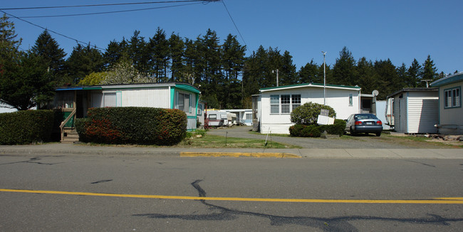 1691 2nd St in Florence, OR - Building Photo - Building Photo