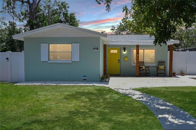 property at 418 40th Ave S
