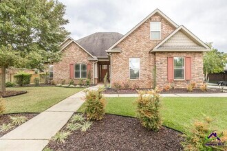 107 Grand View Ave in Kathleen, GA - Building Photo - Building Photo