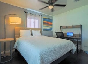 831 Rouse St in Houston, TX - Building Photo - Building Photo