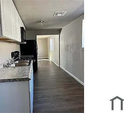 property at 212 W Blacklidge Dr