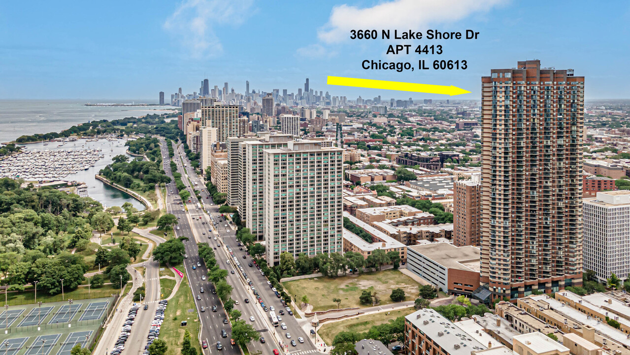 3660 N Lake Shore Dr in Chicago, IL - Building Photo