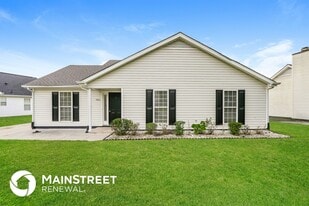 4403 Pleasant Valley Rd in Greensboro, NC - Building Photo