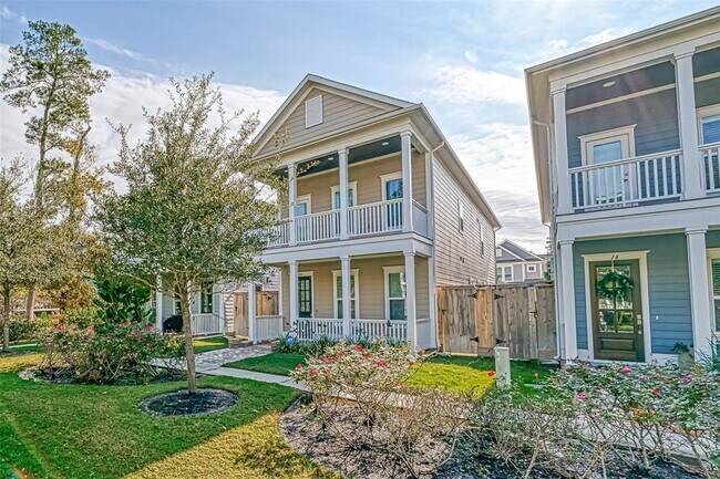 property at 10 Thorpe Ln