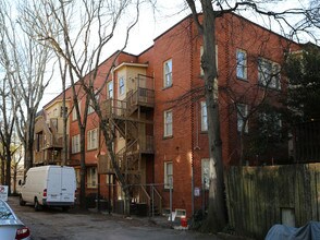 Parkview Condominiums in Atlanta, GA - Foto de edificio - Building Photo