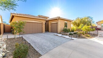 7611 E Camino Vivaz in Scottsdale, AZ - Building Photo