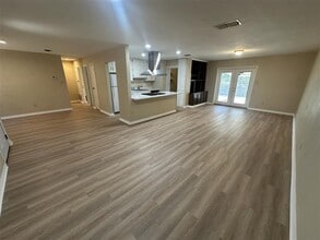 10172 Hillside Dr in Tyler, TX - Building Photo - Building Photo