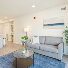 2400 E Huntingdon St in Philadelphia, PA - Building Photo - Building Photo