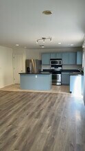 2753 Whitney Dr, Unit Aija Halliday in Fairfield, CA - Building Photo - Building Photo