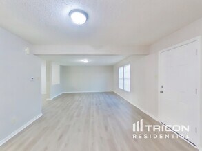 10775 Wymm Ln in Ingalls, IN - Foto de edificio - Building Photo