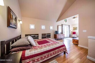 907 W Summit Ave in Flagstaff, AZ - Building Photo - Building Photo