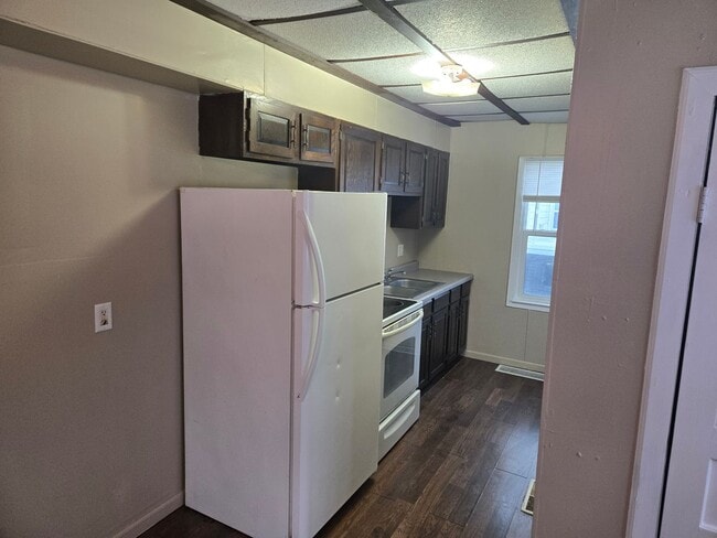 159 Monroe St in Waterloo, IA - Building Photo - Building Photo