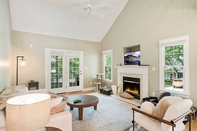 902 Quiet Woods Pl in Durham, NC - Building Photo - Building Photo