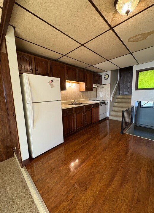 397 E Main St in Uniontown, PA - Building Photo