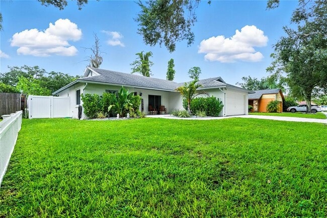 12740 Trucious Pl in Tampa, FL - Building Photo - Building Photo