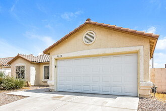 5320 French Lavender St in North Las Vegas, NV - Building Photo - Building Photo