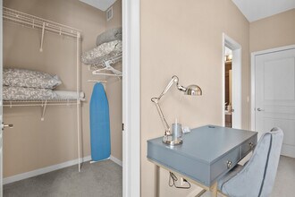 1320 1st St SE, Unit SI ID1345827P in Calgary, AB - Building Photo - Building Photo