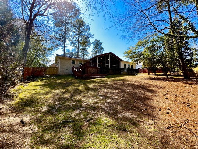 2228 Meadowvale Dr NE in Atlanta, GA - Building Photo - Building Photo