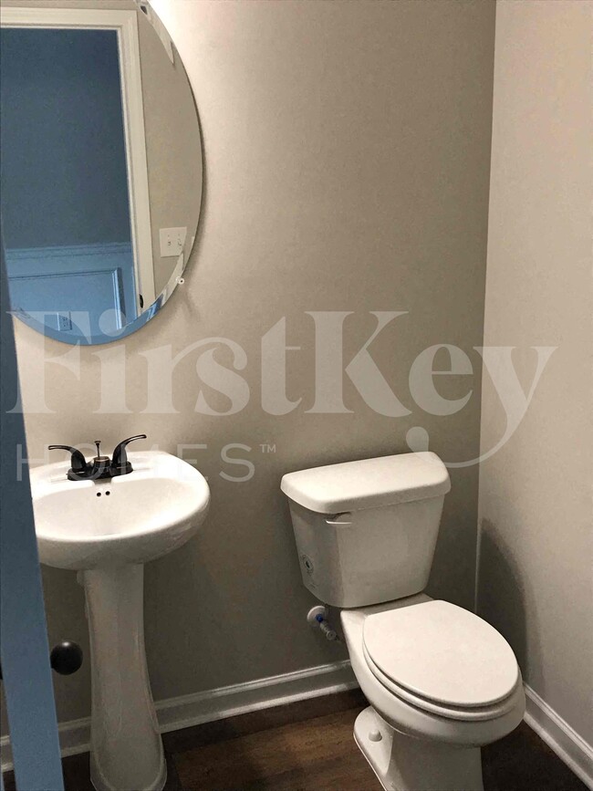 5454 Union Hill Ct in Union City, GA - Building Photo - Building Photo