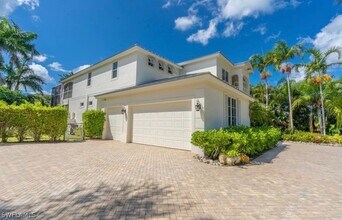 428 Rudder Rd in Naples, FL - Building Photo - Building Photo