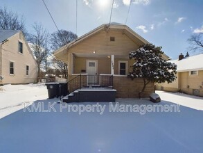 1260 Hazelwood Ave in Akron, OH - Building Photo - Building Photo