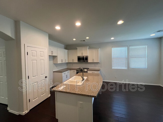 21056 W Court St in Buckeye, AZ - Building Photo - Building Photo