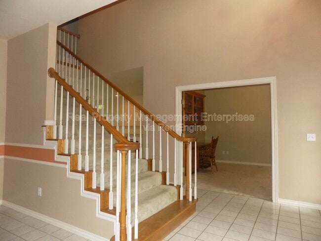 10018 Birkenhead Ct in Yukon, OK - Building Photo - Building Photo