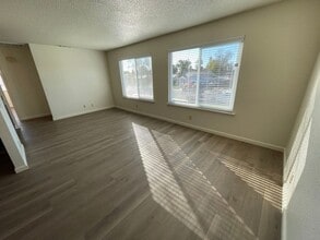 506-506 S Jack Tone Rd in Ripon, CA - Building Photo - Building Photo