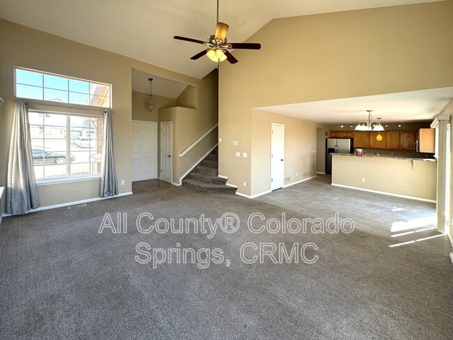 5048 Weaver Dr in Colorado Springs, CO - Building Photo - Building Photo