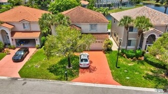18271 Coral Isles Dr in Boca Raton, FL - Building Photo