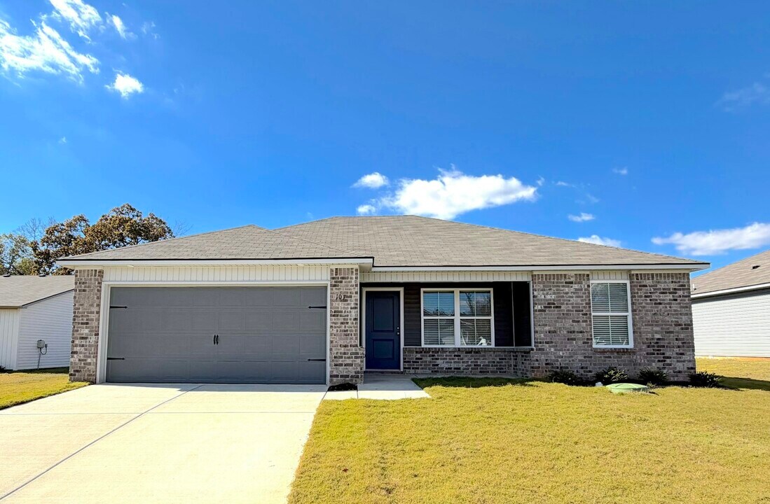 107 Olde Hearth Rd in New Market, AL - Building Photo