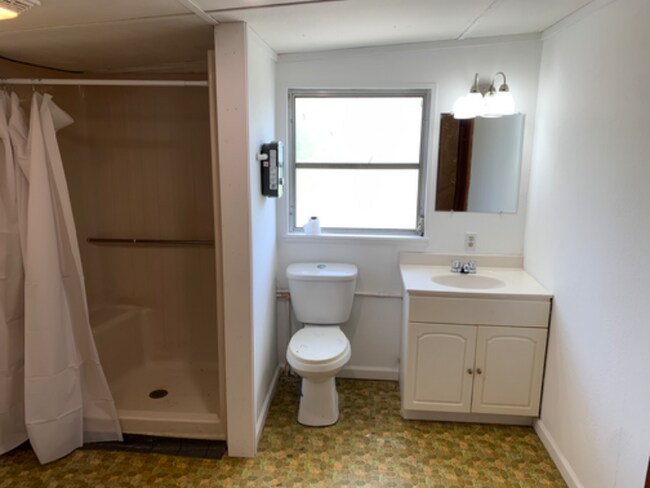 25287 FL-73 in Altha, FL - Building Photo - Building Photo